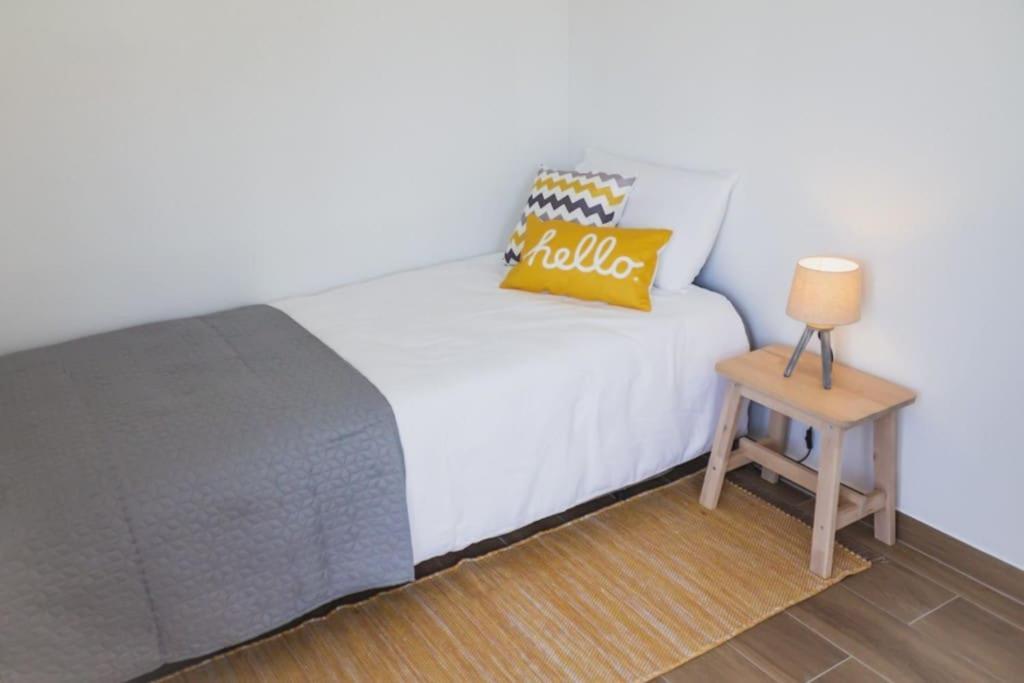 Lovely & Bright Renovated Apt. W/ Balcony In Lagos Eksteriør billede